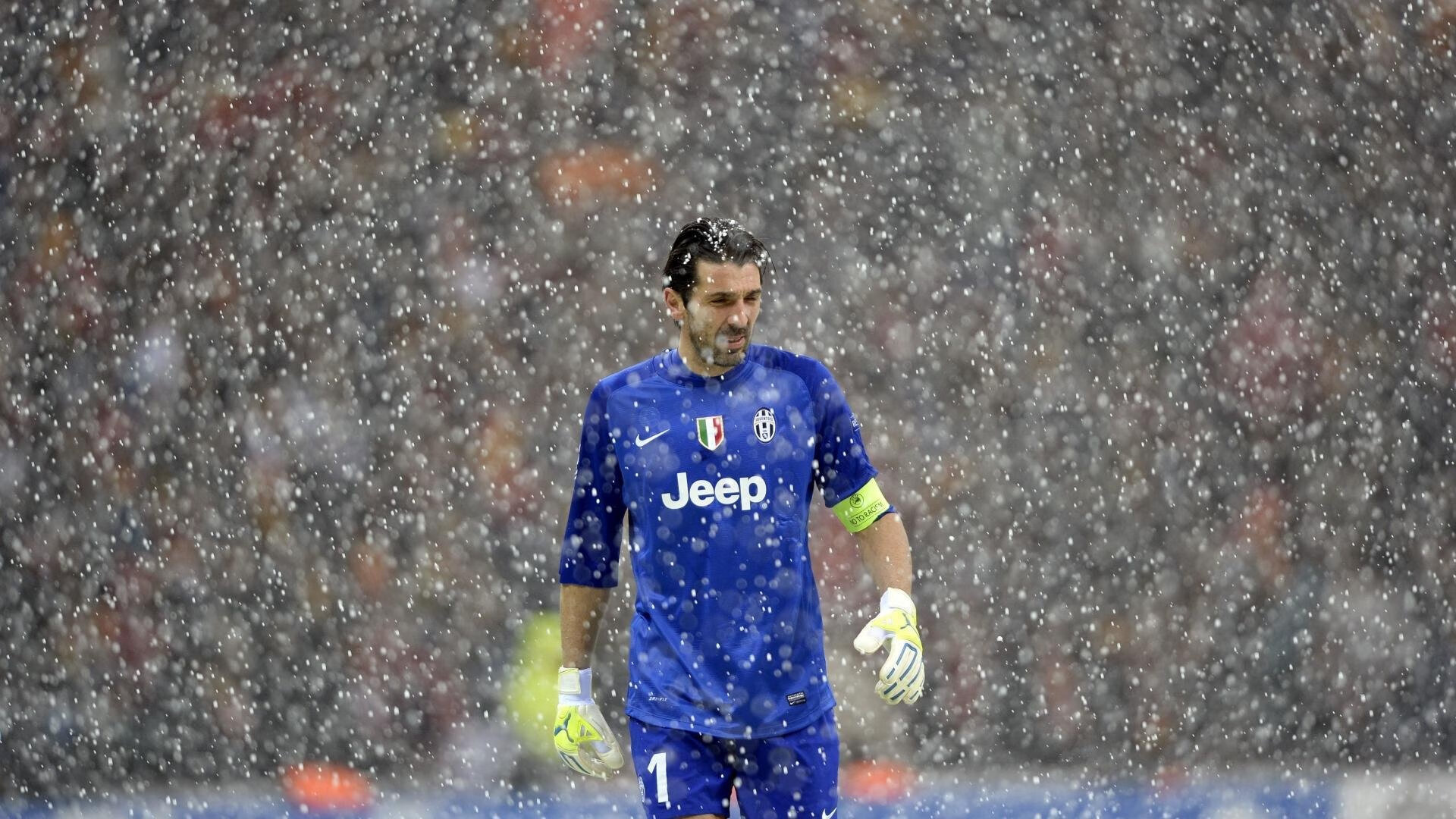 c7娱乐|亚冠八强战火爆上演 中超独苗客场逼平卫冕冠军